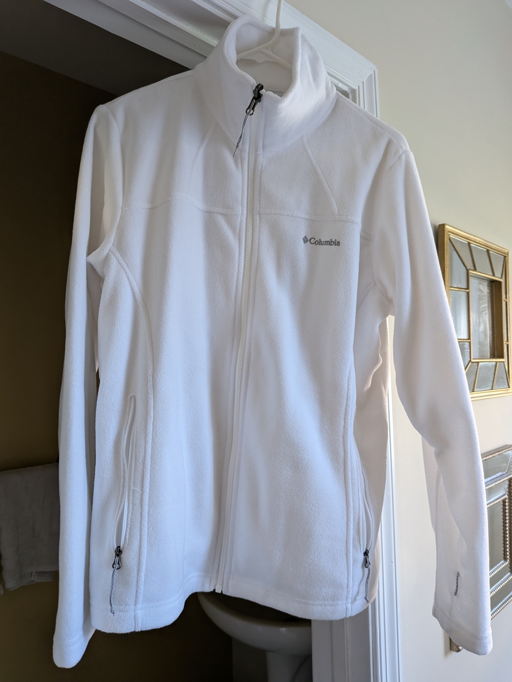 Columbia White Fleece Jacket with Blue Accent Tag